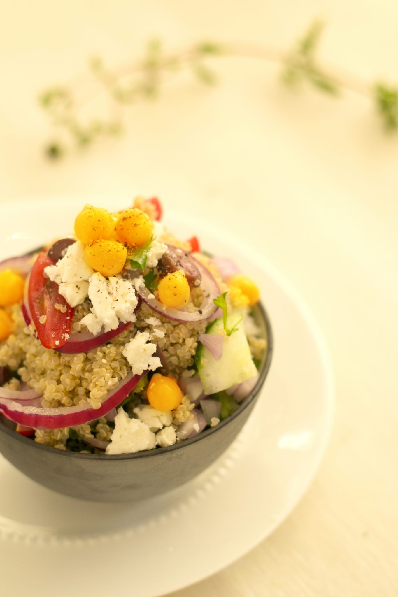 Mediterranean Quinoa Salad with Chickpeas