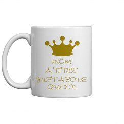 QUEEN MOM MUG
