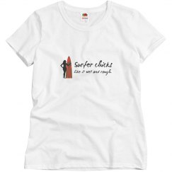 Surfer chicks like it wet