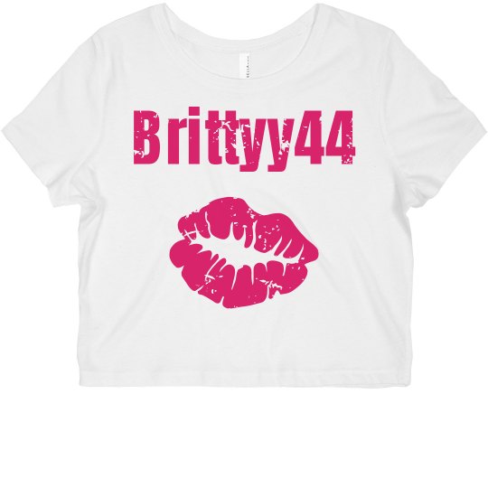 Brittyy44 Kiss Crop Tee