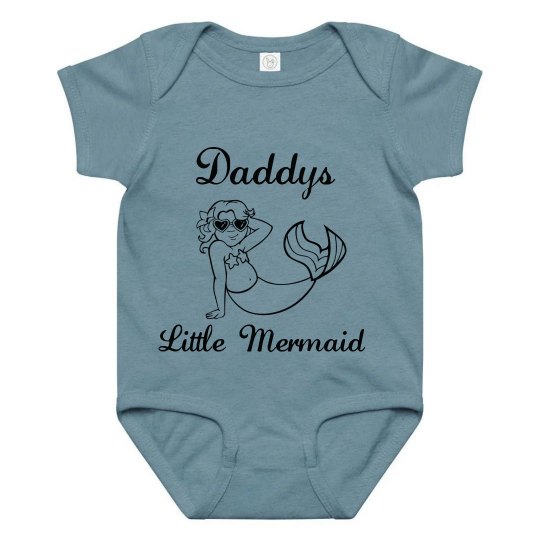 Daddys little mermaid 
