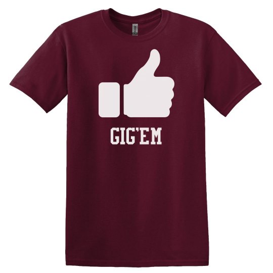 Maroon tee w/white graphic 