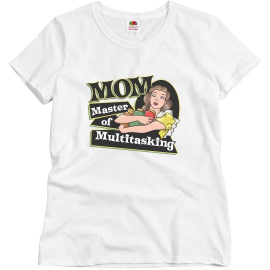Mom master of multitaskin