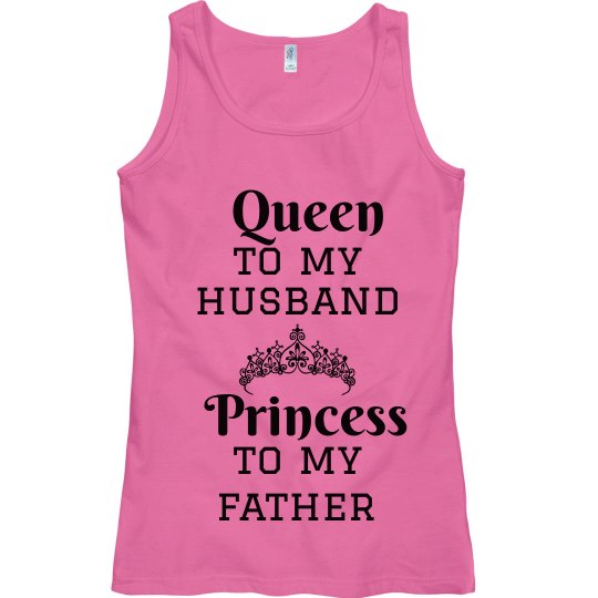 Trendy Queen shirt for mom or wife